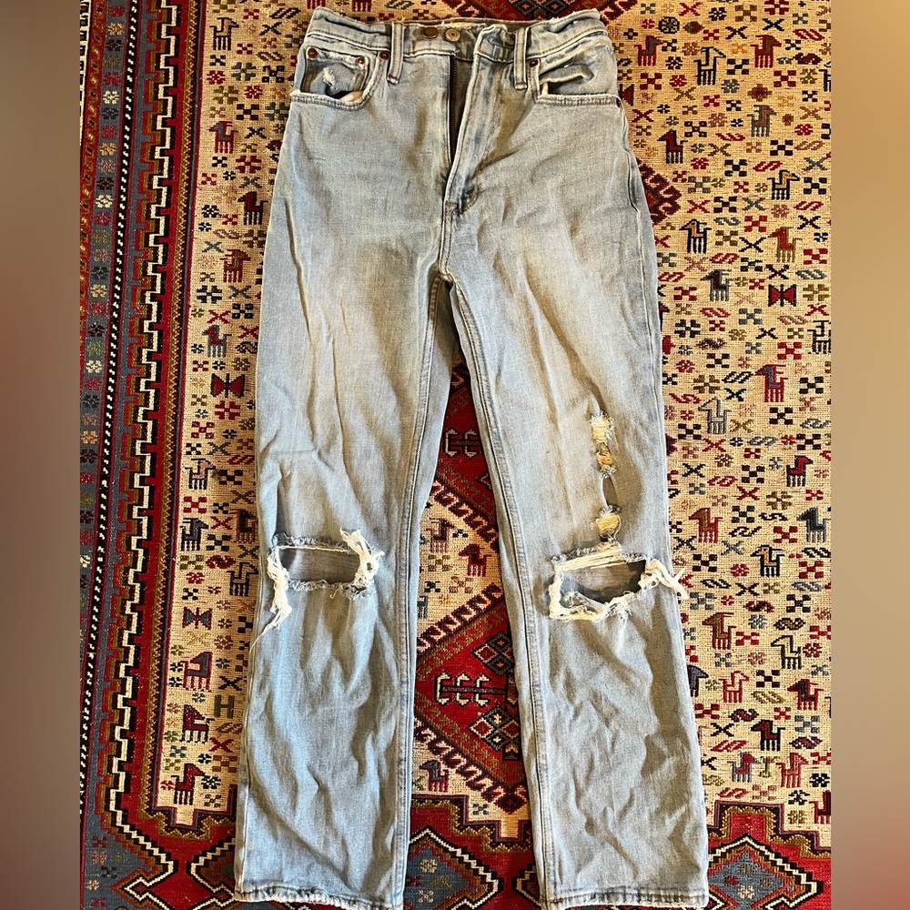 Abercrombie and Fitch the ankle straight ultra high rise size 24/00 Like new!